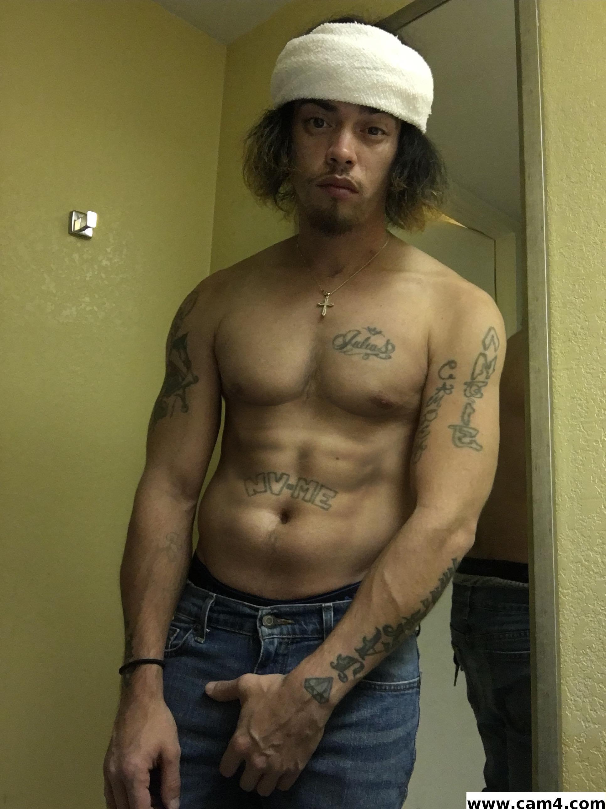 Cumfuckmehot's Profile