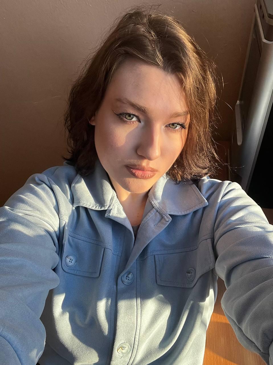 ElviaBisbee's Profile