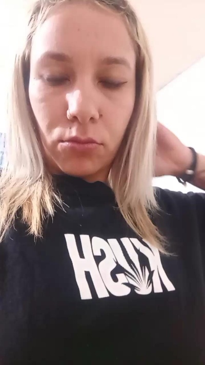 Karenmiranda155's Profile
