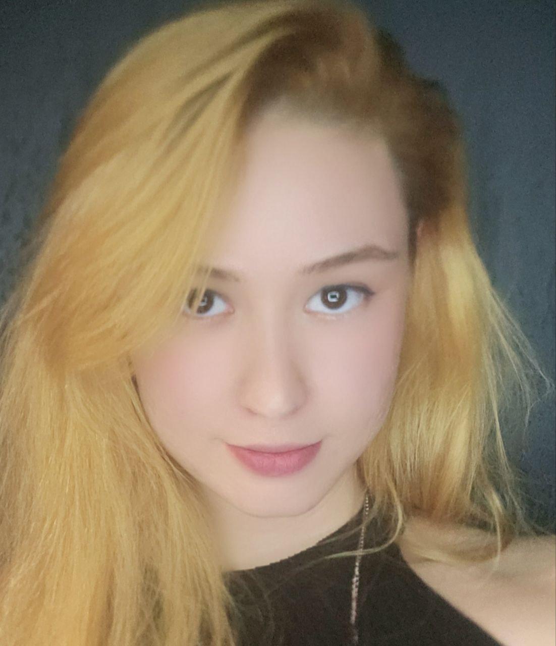 LynBlatchleya's Profile