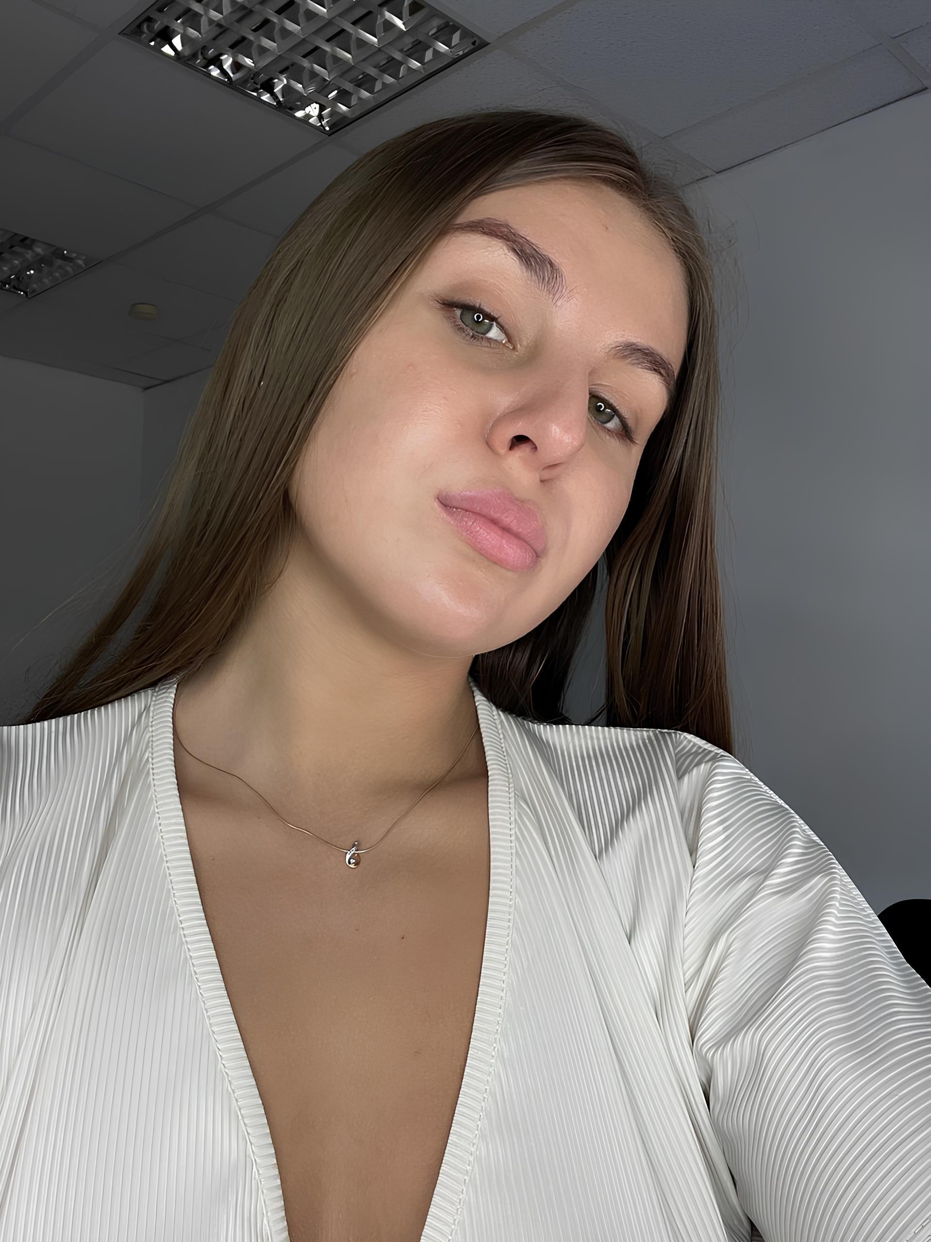 MonaFarr's Profile