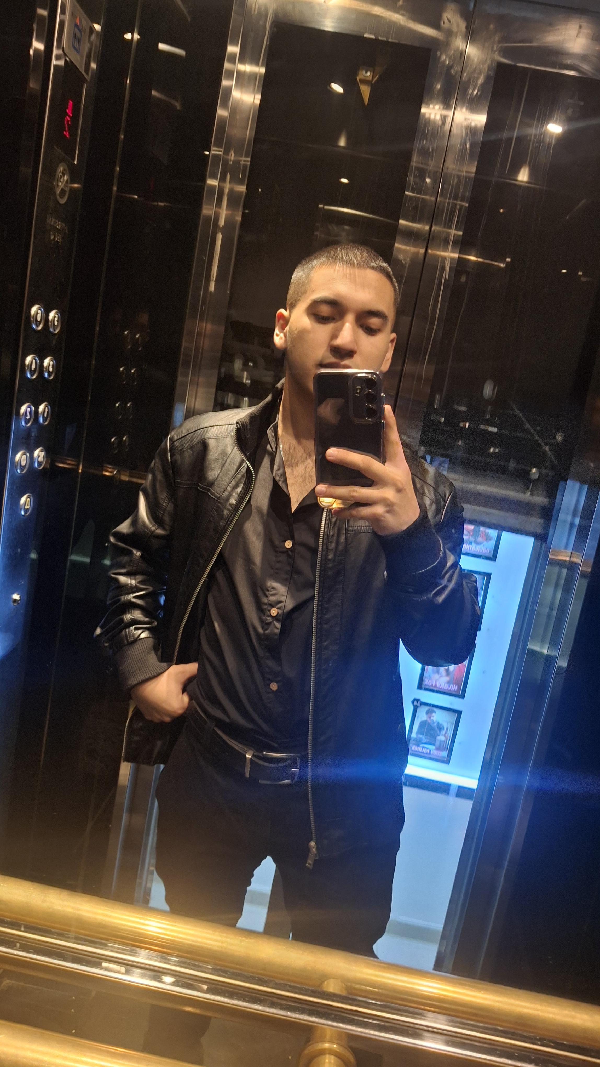 Willlllll_'s Profile