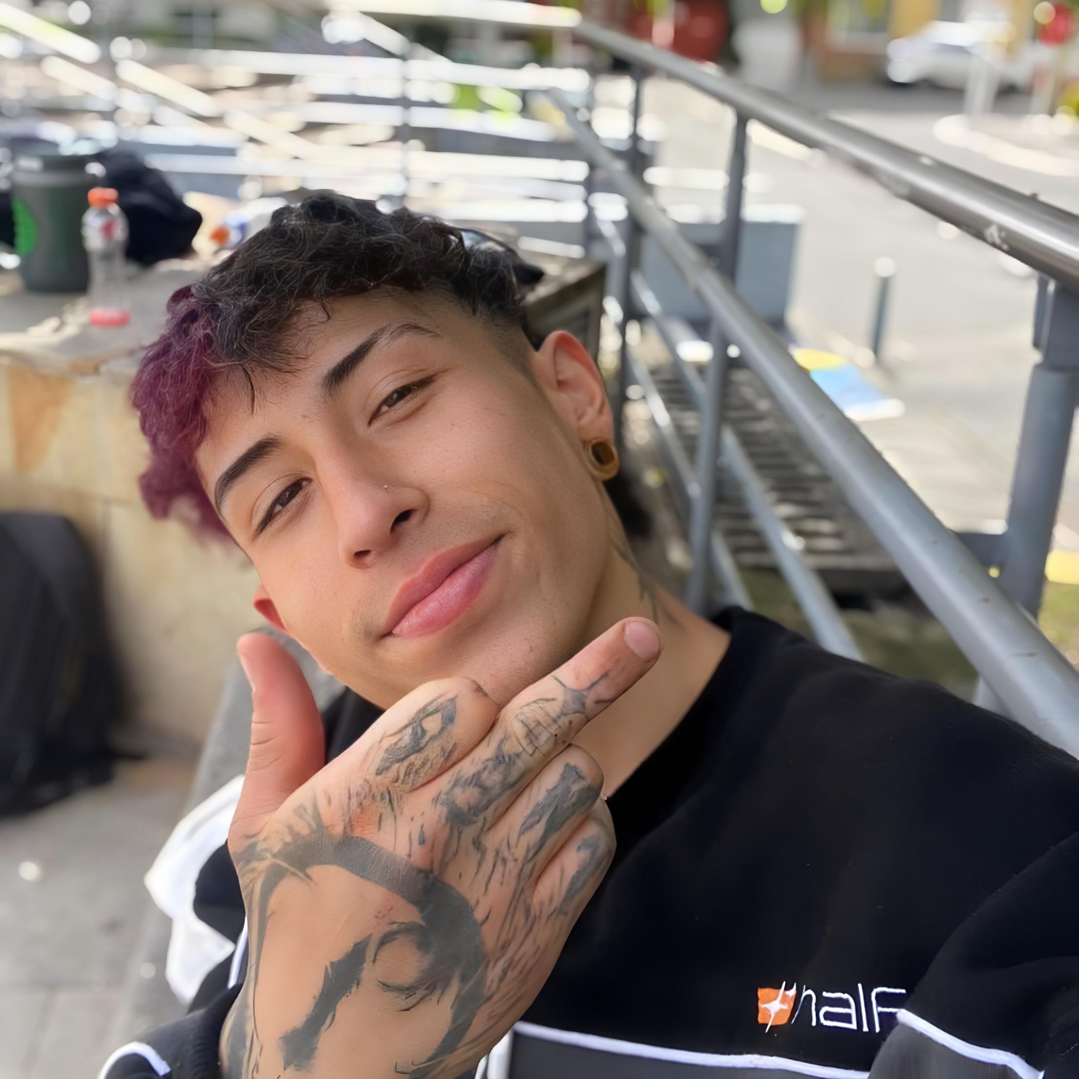 expenxer_xx's Profile