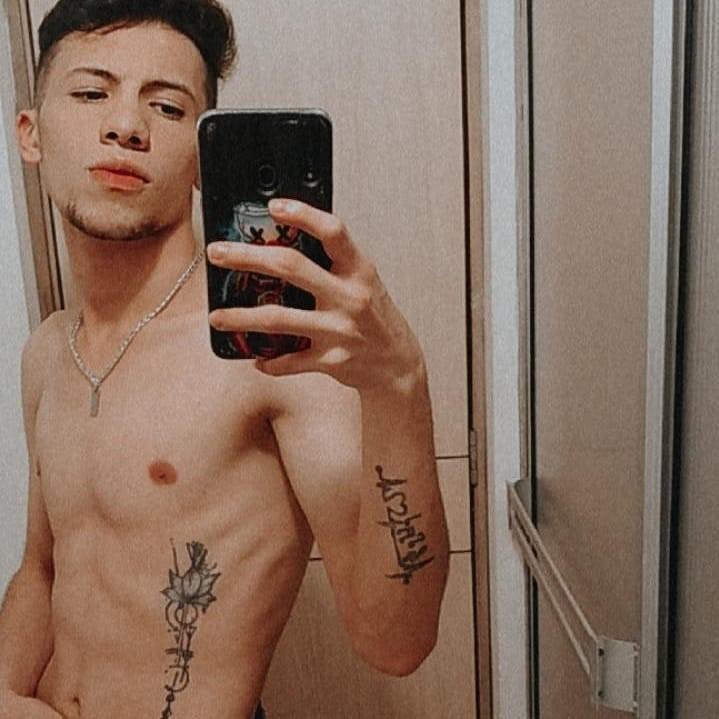 santiagocutexxx's Profile